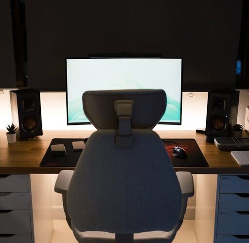 How to Create a Comfortable and Productive Home Office Space